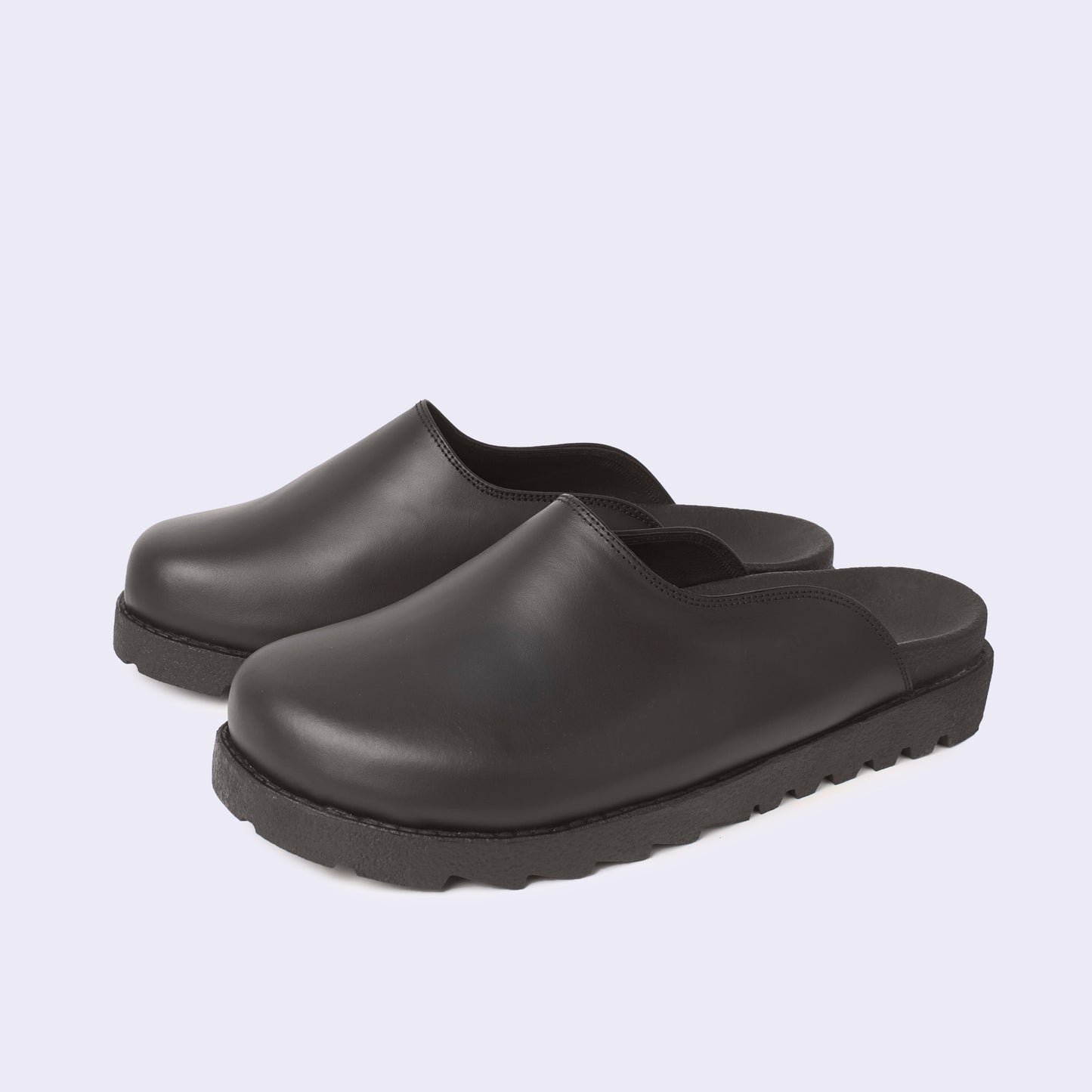 Raven Clogs
